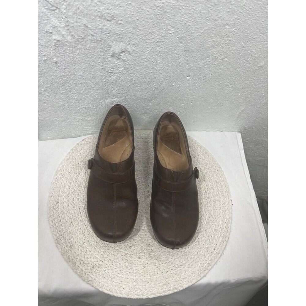DANSKO WOMENS 38 7 - 7.5 BROWN LEATHER SLIP ON MULE WITH BOTTON